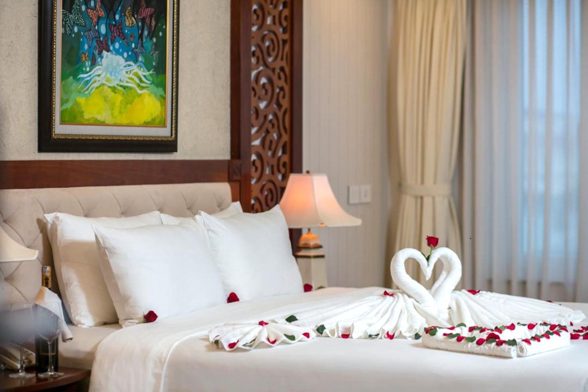 Thien Thai Hotel & Spa Hanoi Exterior foto